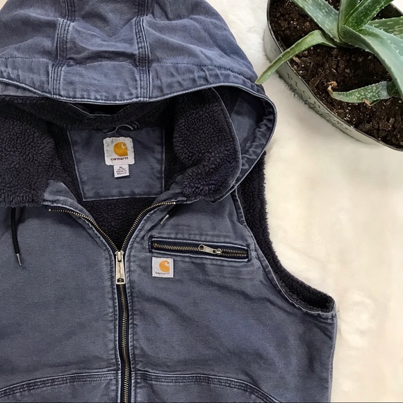 Carhartt Jackets & Blazers - 🍒c a r h a r t t* Wildwood Sherpa Lined Duck Canvas Vest, xl